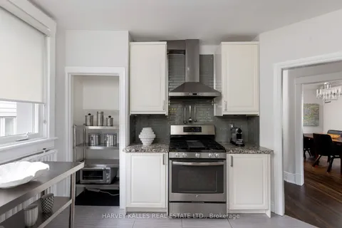 49 Eastbourne Cres, Toronto, ON M8V 1W7