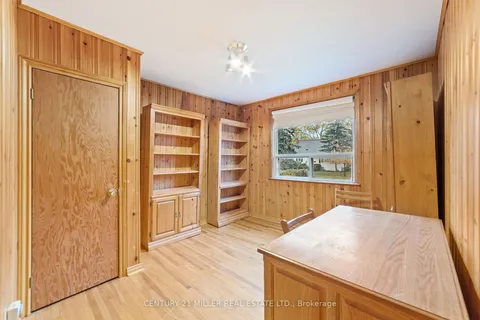 928 The Greenway, Mississauga, ON L5G 1P6