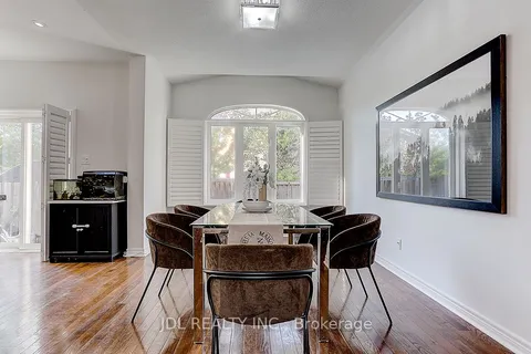 3481 Bala Dr, Mississauga, ON L5M 0G5