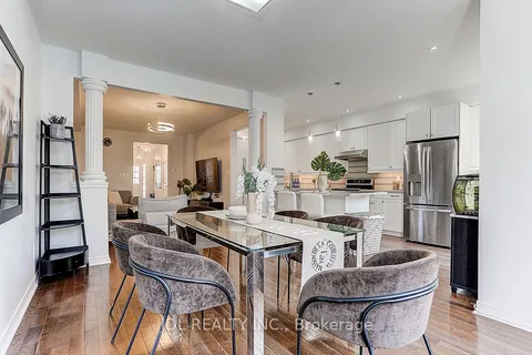 3481 Bala Dr, Mississauga, ON L5M 0G5