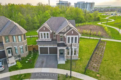 829 Magnolia Terr, Milton, ON L9E 1R2