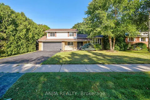 1485 Hixon St, Oakville, ON L6L 1S2