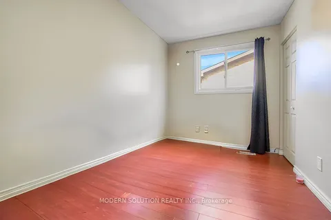 142 Mill St, Brampton, ON L6X 2P2