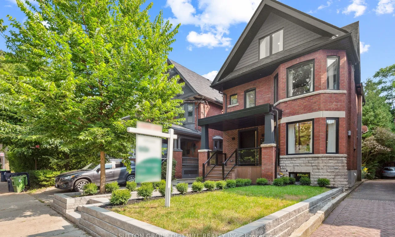 133 Westminster Ave, Toronto, ON M6R 1N6