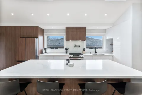 2022 Fontwell Cres, Mississauga, ON L5J 2G7