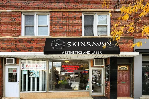 706 The Queensway, Toronto, ON M8Y 1L3