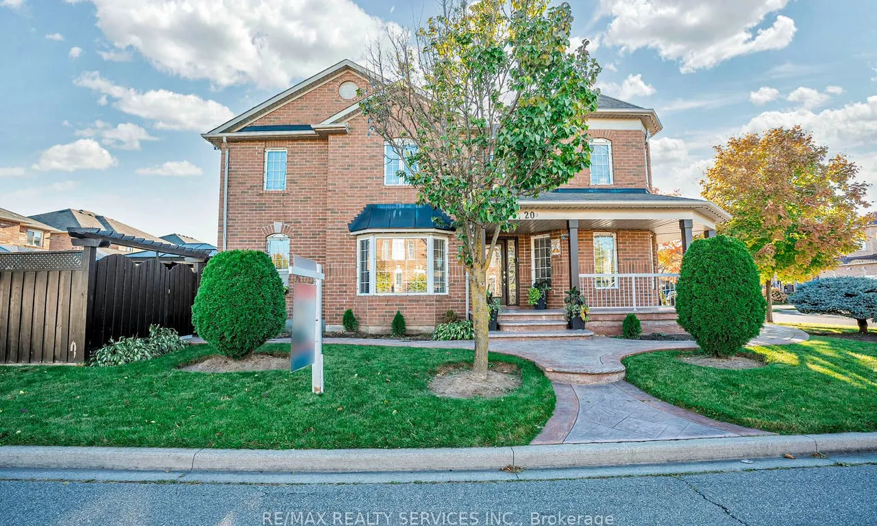 20 Piper St, Brampton, ON L7A 3H6