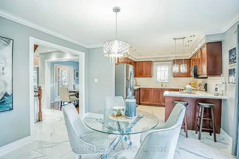 20 Piper St, Brampton, ON L7A 3H6