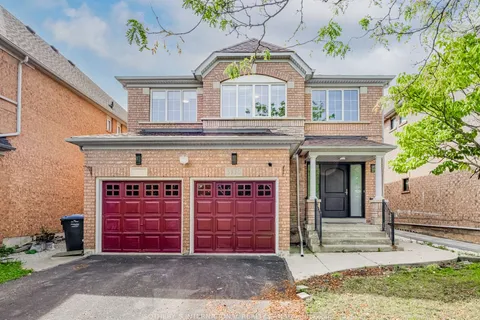 5930 Bassinger Pl, Mississauga, ON L5M 6K5