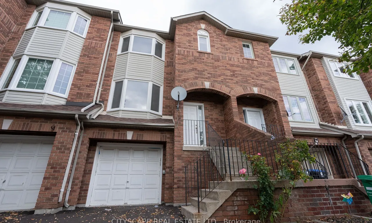 7 Dino Crt, Brampton, ON L6Y 4X8