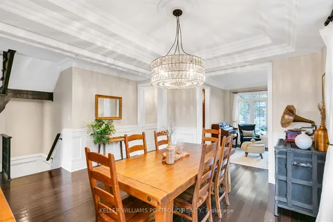 75 Ashbourne Dr, Toronto, ON M9B 4H4