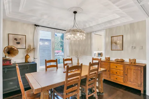 75 Ashbourne Dr, Toronto, ON M9B 4H4