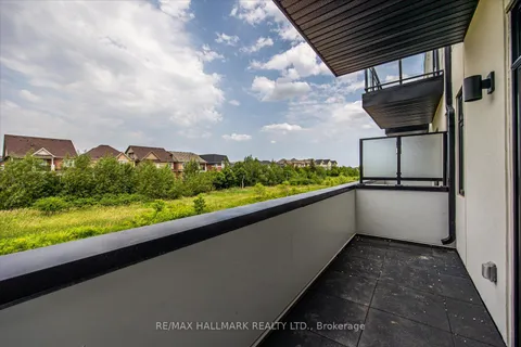 3053 Trailside Dr, Oakville, ON L6M 5R5