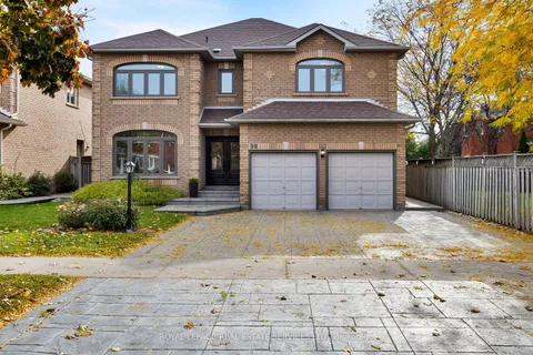 98 River Glen Blvd, Oakville, ON L6H 5Z6