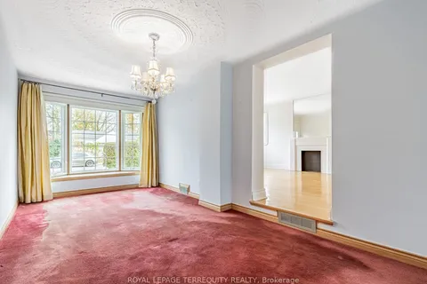 104 Third St, Toronto, ON M8V 2X9