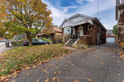 867 Windermere Ave, Toronto, ON M6S 3M8