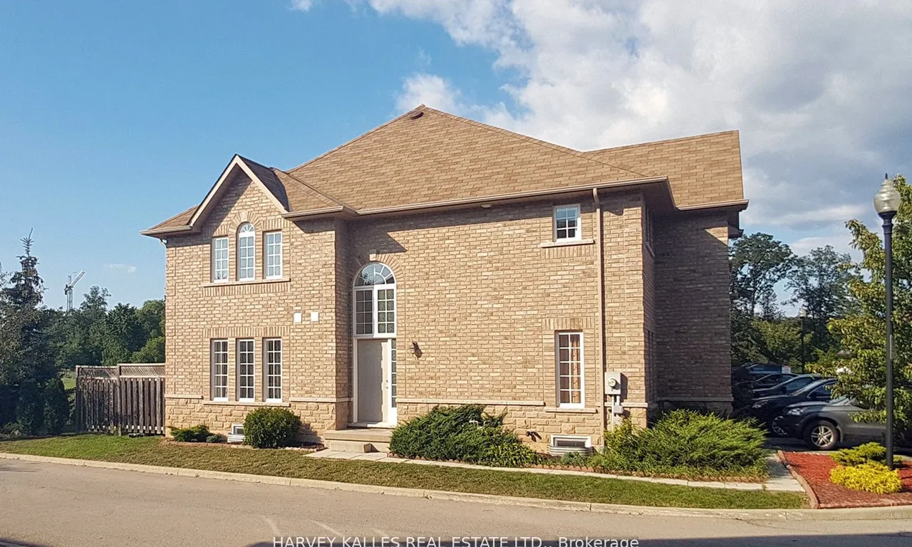4055 Forest Run Ave, Burlington, ON L7M 5B8