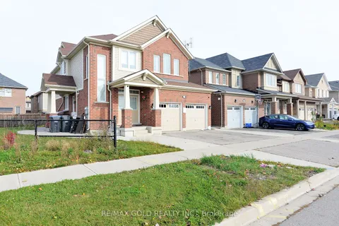 25 Aldersgate Dr, Brampton, ON L7A 0B5