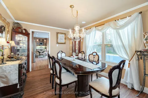 1230 Fleet St, Mississauga, ON L5H 3P5