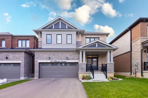 25 Malcolm Cres, Haldimand, ON N3W 0C8