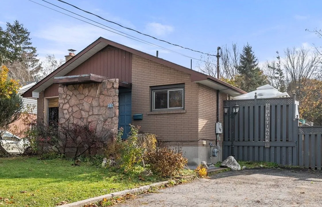 37 Pottinger St, Kawartha Lakes, ON K9V 3X6