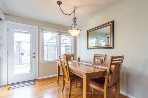 26 Fairview Cres, Quinte West, ON K8V 5M2
