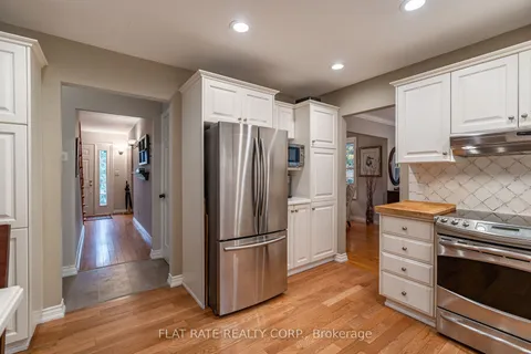 14 Forest Glen Rd, Hamilton Township, ON K9A 4J9