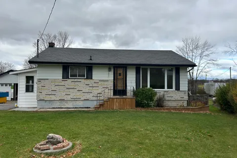 362 Grills Road, Quinte West, ON K8N 4Z5