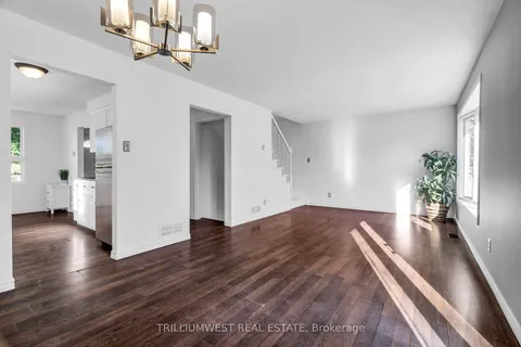 356 Imperial Rd, Guelph, ON N1K 1L8