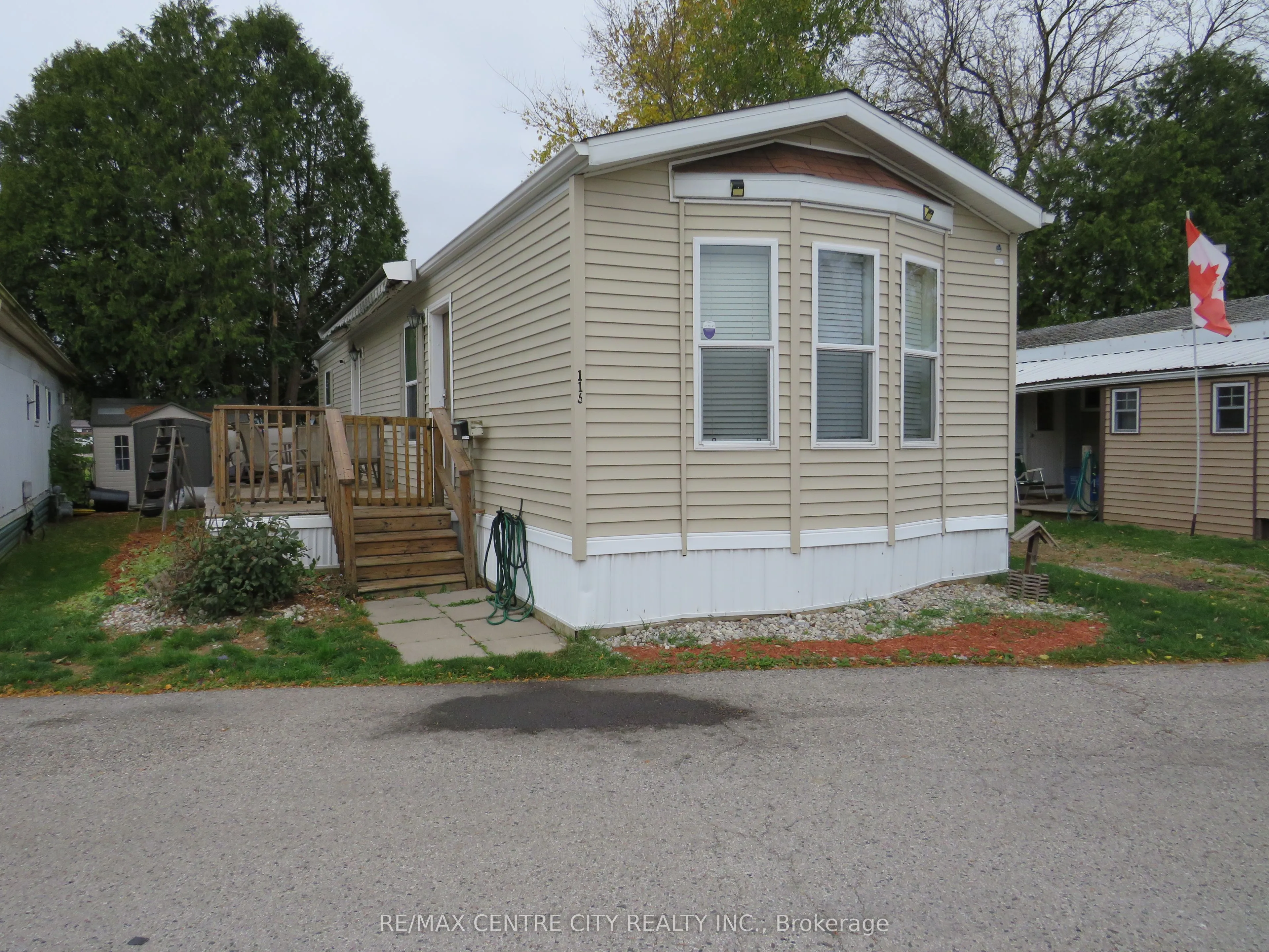 2189 DUNDAS Street, ON N5V 1H3