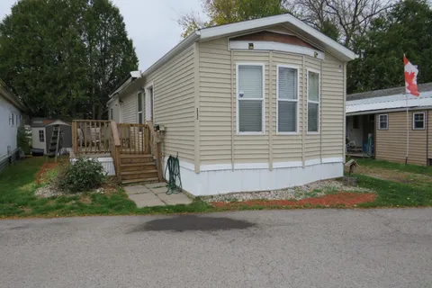 2189 DUNDAS Street, ON N5V 1H3