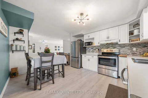 14 Auburn St, Belleville, ON K8P 2N2