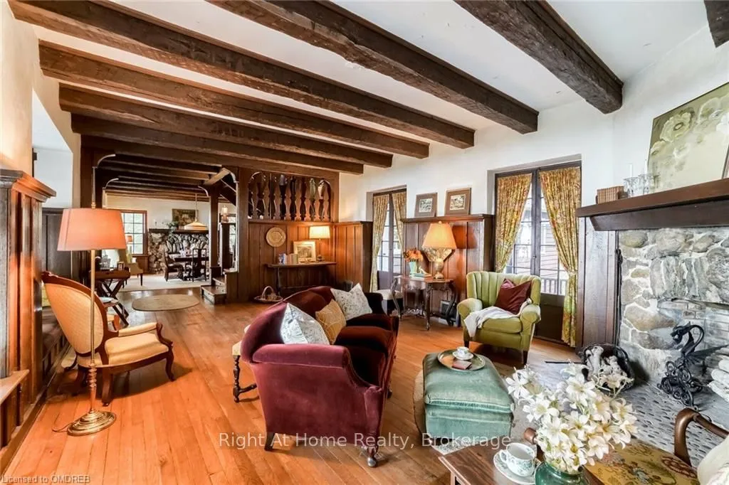 Detached kitchen at 683 POINT ABINO RD S Rd Fort Erie