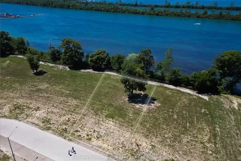 106 BOIS BLANC Blvd, Amherstburg, ON N9V 4A6