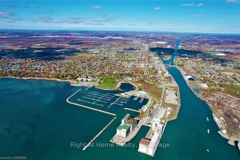 433 SUGARLOAF St, Port Colborne, ON L3K 2P7