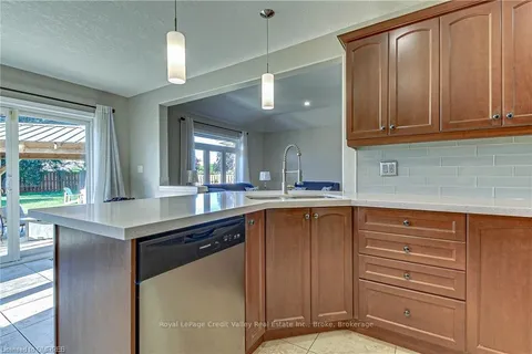 123 COULAS Cres, ON N0E 1Y0