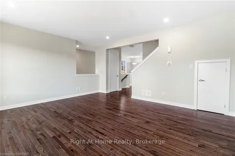 376 APPALACHIAN Circ, Barrhaven, ON K2J 6X3