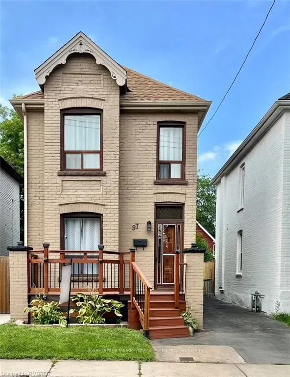 97 FRANCIS St, Hamilton, ON L8L 3V4