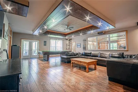146 OKE Dr, Armour, ON P0A 1C0