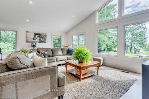 674217 HURONTARIO St, Mono, ON L9W 5R9