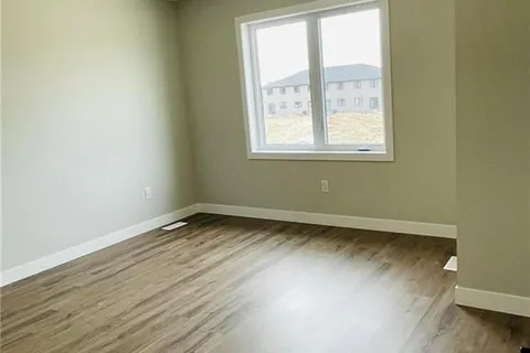 198 HOOPER St, St. Marys, ON N4X 0C1