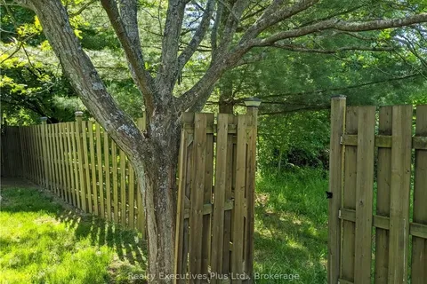 107 MADISON Crt, Welland, ON L3G 7G1