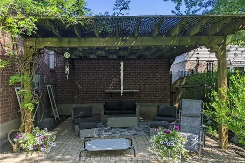 107 MADISON Crt, Welland, ON L3G 7G1