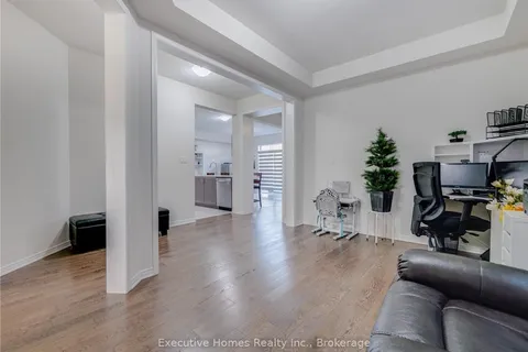 26 LILLIAN Way, ON N3W 2G9