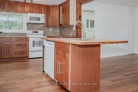 86 WOODWARD STREET, Bracebridge, ON P1L 1J8