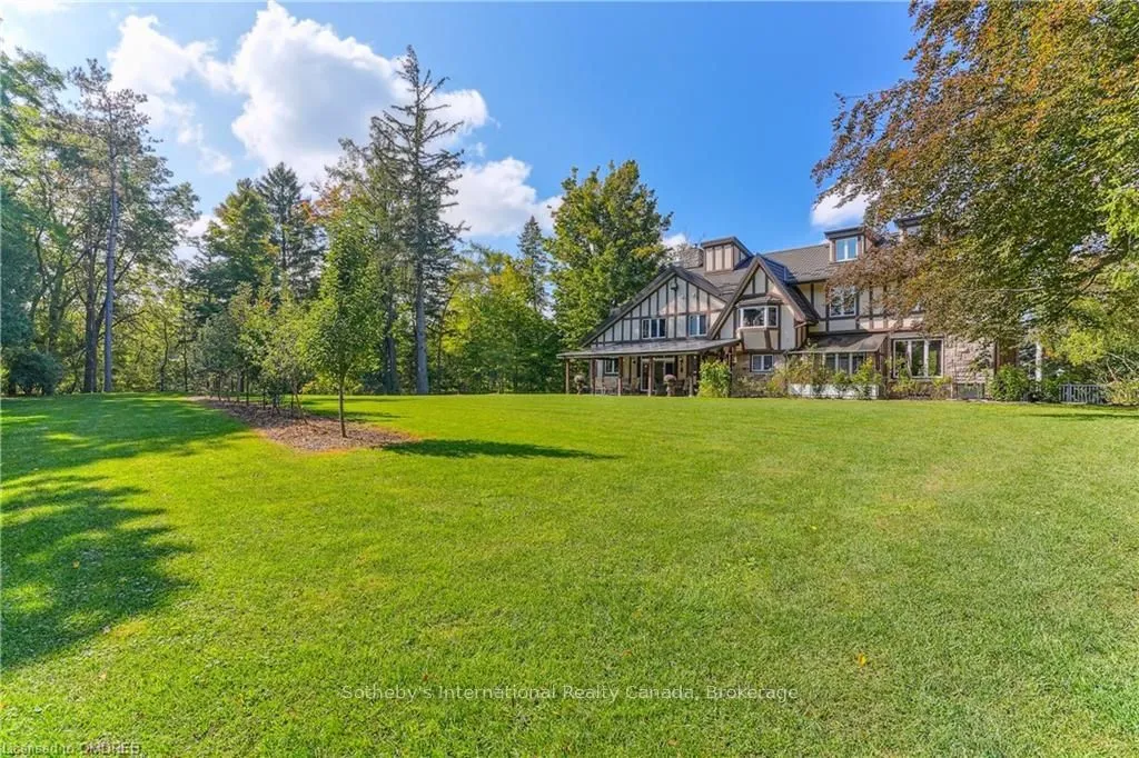 353 SULPHUR SPRINGS Rd, Hamilton, ON L9G 4T7