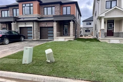 15 LAVENDER Rd, Thorold, ON L3B 0L4