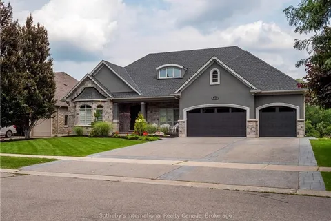 24 KERR SHAVER Terr, ON N3T 6H8