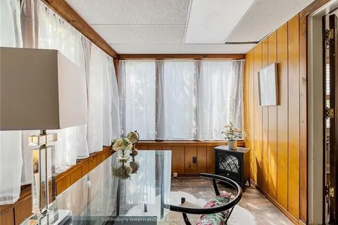 4 ST ANDREWS Ave, Grimsby, ON L3M 3R8