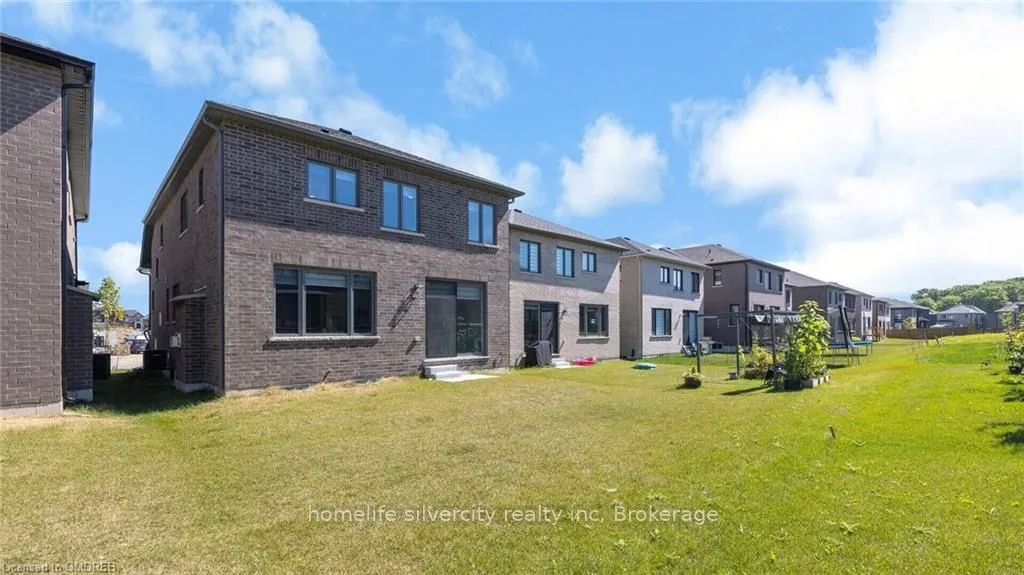 940 SOBESKI Ave, Woodstock, ON N4T 0N7